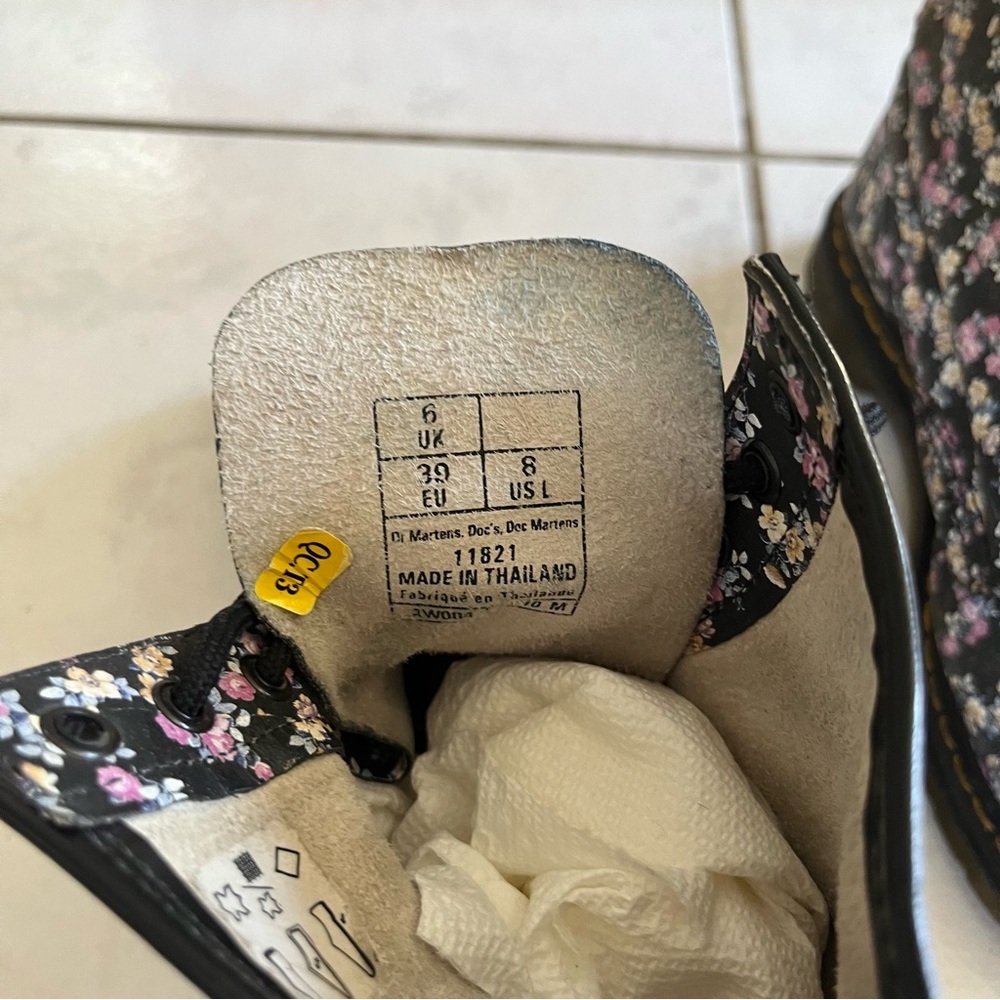 Dr Martens 1460 Pascal Mini Tydee Black Leather Floral Rare Boots Size Uk 6 US 8 - Picture 7 of 8